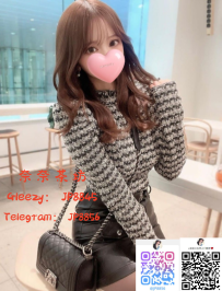 東京出張対応 日本ol感，平時是很正常的一個上班族，下了班之後完全大變樣